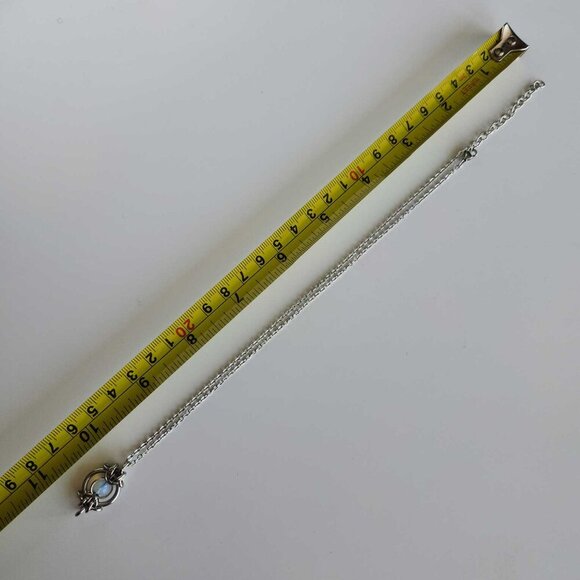 Vintage Whimsical Medieval Fairy Opalite silver chainmail pendant necklace - Picture 6 of 9